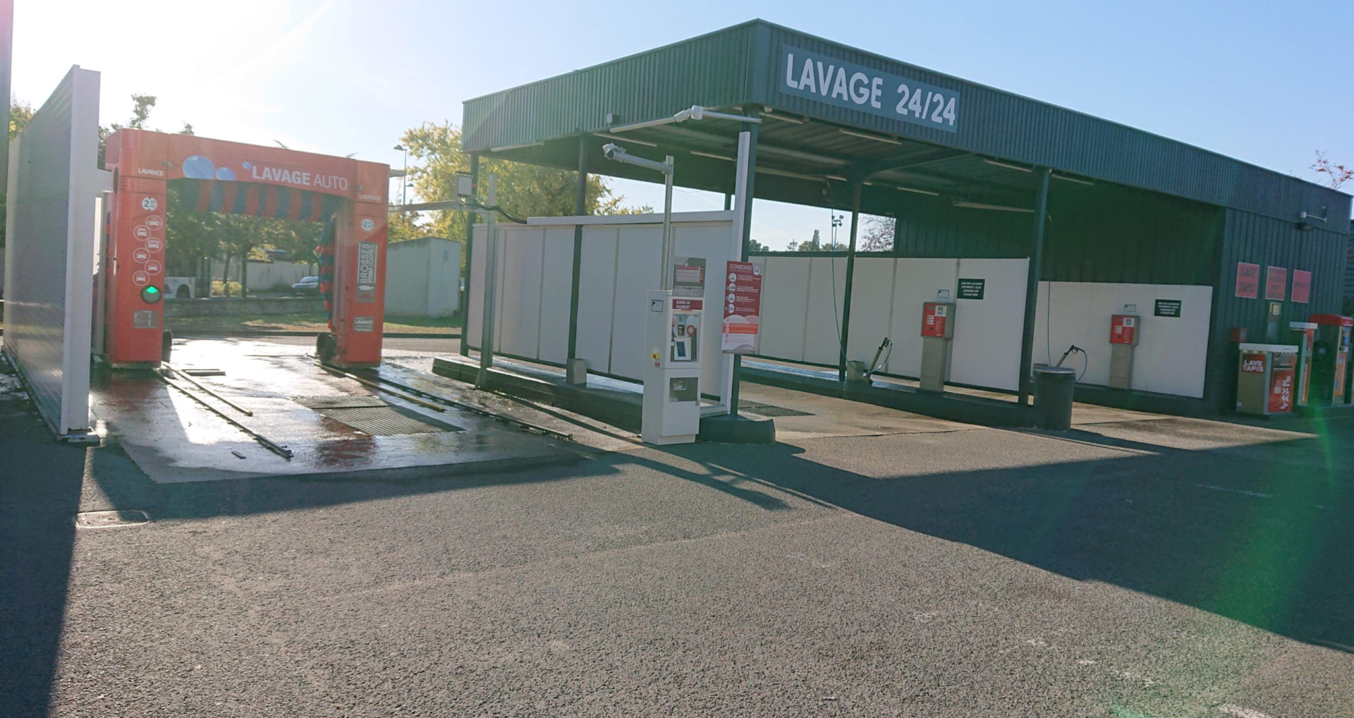 Photo Centre Auto Roady Cognac